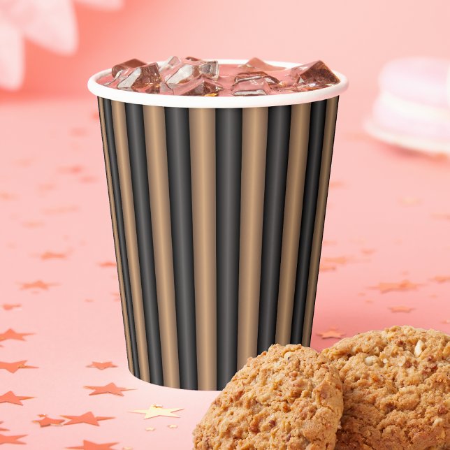 Moderne, stilvoll getoastete braune Streifen mit T Pappbecher (Von Creator hochgeladen)