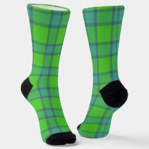 Moderne stilvolle grüne und blaue karierte Taran Socken