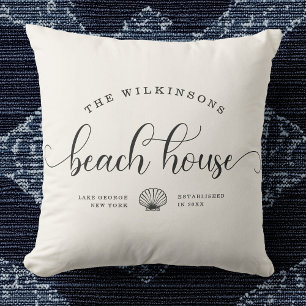 Moderne Strandhaus-Familiennamens-Schriftzug-Stand Kissen