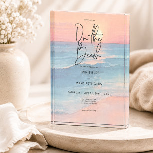 Moderne Strandhochzeit am Ozean bei Sonnenuntergan Fotoblock