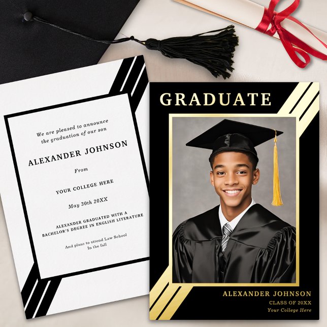 Moderne Streifen Graduieren Foto Schwarz und Gold Folieneinladung (Modern typography graduate photo bold black and gold foil stripes Graduation announcement card)