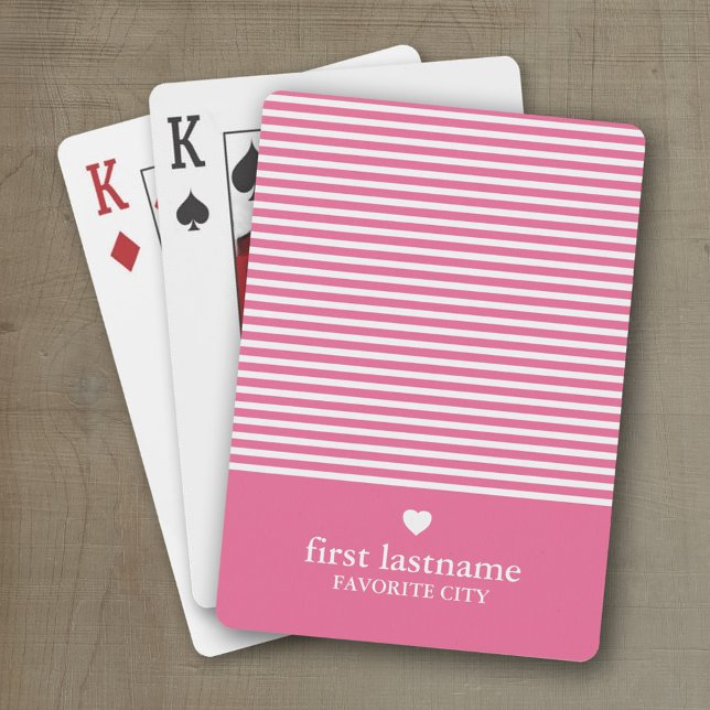 Moderne Streifen mit hochskaliger Herzmonogramm ro Spielkarten (Personalized playing cards with a modern stripe pattern and a place for a name or monogram)