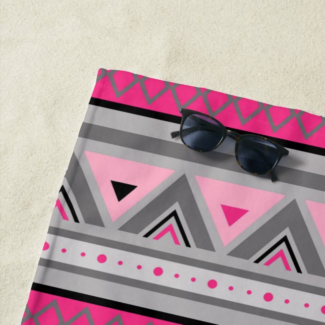 Moderne Südwestgeometrie, Rosa & Grau / Grau Strandtuch (Beispiel)