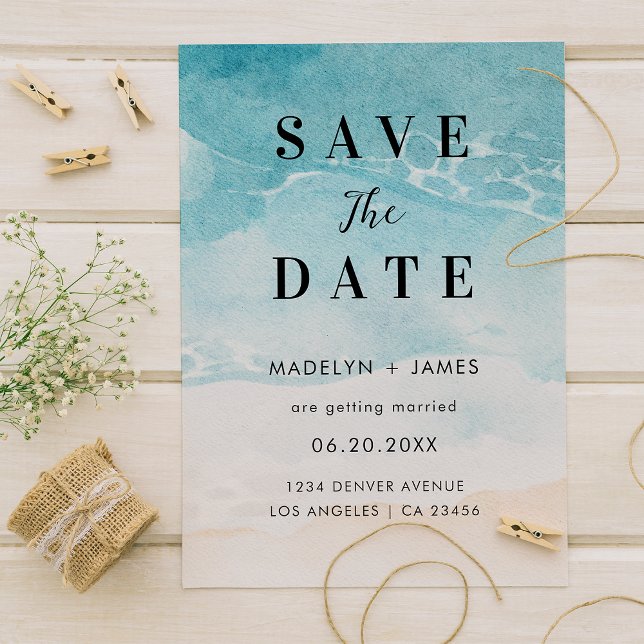 Moderne Summer Ocean Beach Hochzeit Save The Date (Von Creator hochgeladen)