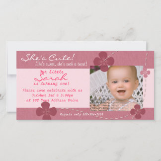 Moderne Süsse Geburtstagseinladung mit Blume