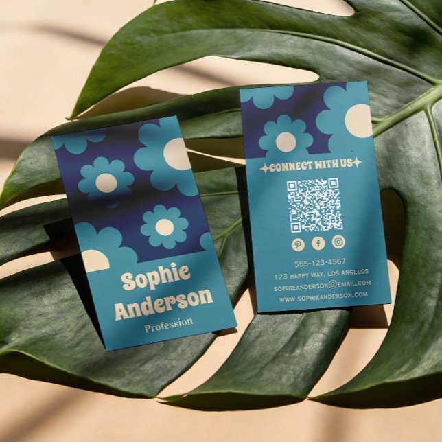 Moderne Tealblaue Retro-Blumenmuster mit QR-Code Visitenkarte (Von Creator hochgeladen)