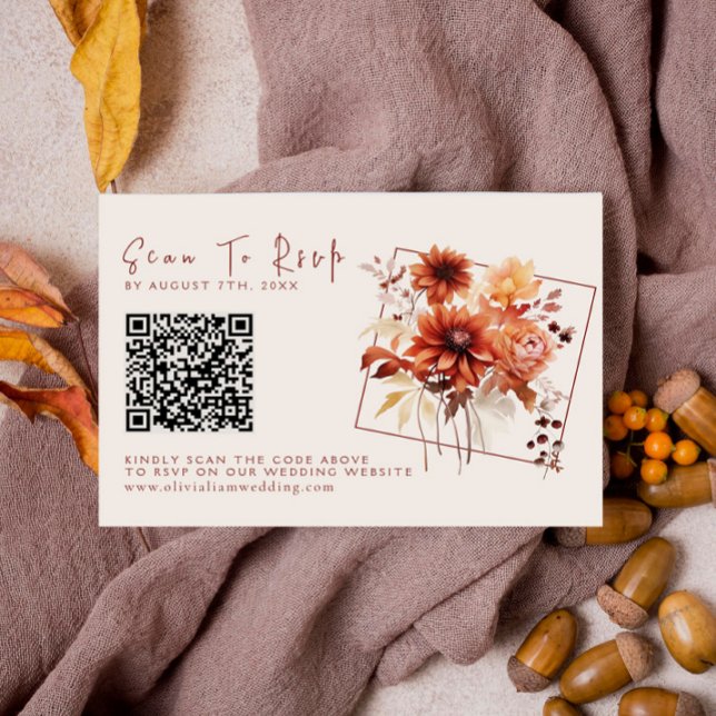 Moderne Terracotta Floral Fall QR Code Hochzeit RSVP Karte (Von Creator hochgeladen)