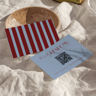 Moderne tiefe Rot-Blau-QR-Code-Fantasy-Hochzeit RSVP Karte