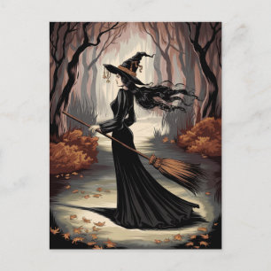 Moderne trendige Halloween-Hexe im Wald Postkarte