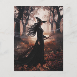 Moderne trendige Halloween-Hexe im Wald Postkarte