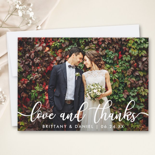 Moderne trendige Liebe und Dank | Foto-Hochzeitkar Dankeskarte (Customize to add text or more photos to back of card.)
