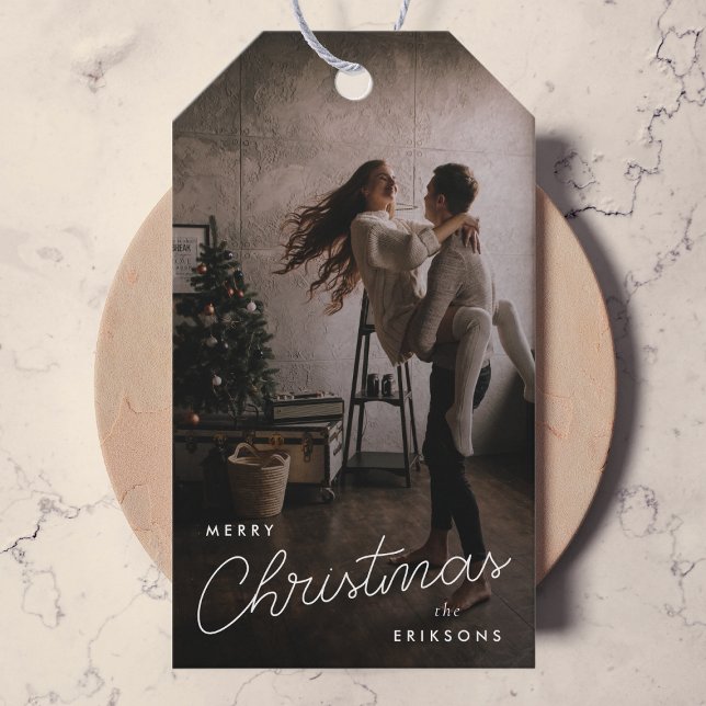 Moderne, trendige Weihnachten | Dunkles Dusky Coup Geschenkanhänger (Stylish holiday photo tags with elegant handwritten style text for personal and modern gifting)