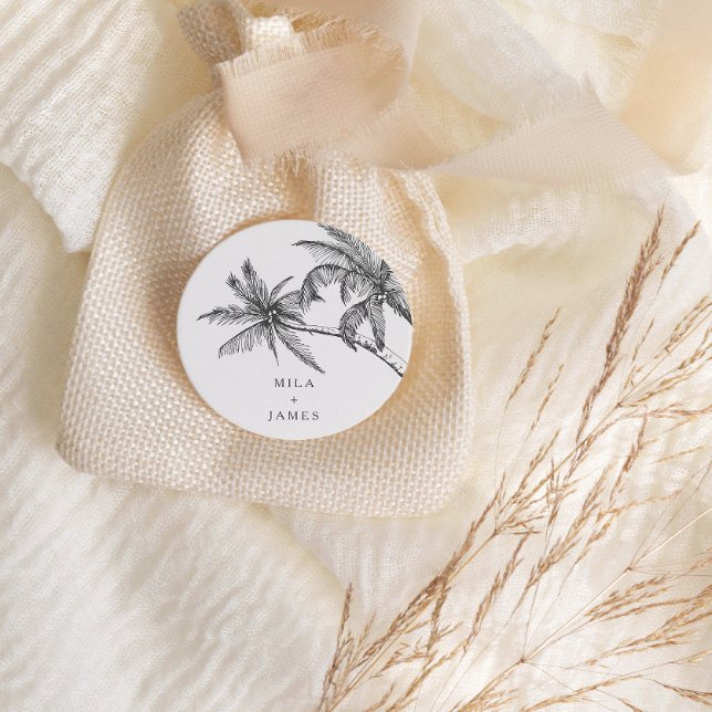 Moderne tropische Elegante Minimalistische Hochzei Runder Aufkleber (Fully customizable stickers!)