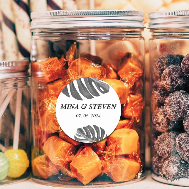 moderne tropische Hochzeit in Schwarz-Weiß Runder Aufkleber (Von Creator hochgeladen)