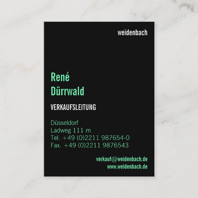 Moderne Typografie auf schwarz Visitenkarte (Vorderseite)