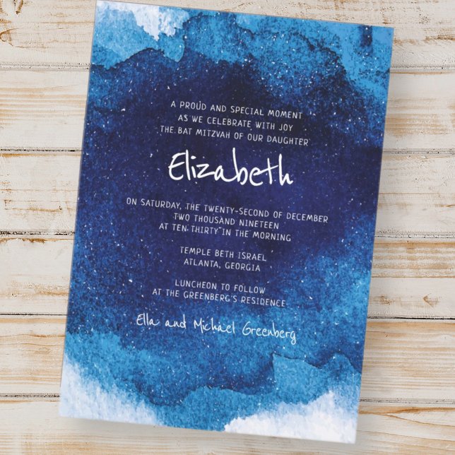 Moderne Typografie Blue Watercolor Bat Mitzvah Einladung (Von Creator hochgeladen)