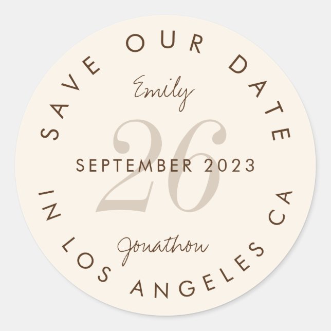 Moderne Typografie Brown Save the Date Runder Aufkleber (Vorderseite)
