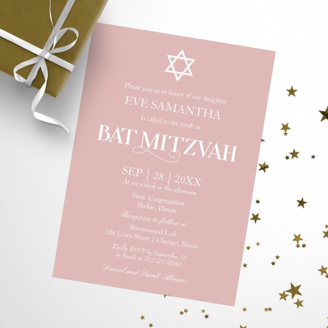 Moderne Typografie Dusty Pink Bat Mitzvah Einladung (Von Creator hochgeladen)