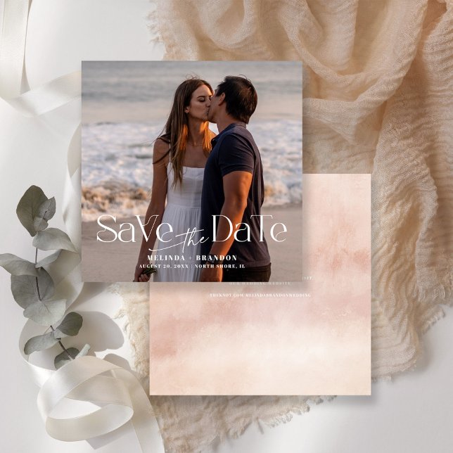 Moderne Typografie-Foto Hochzeit Einladung (Von Creator hochgeladen)