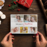 Moderne Typografie Frohe Weihnachten Mehrere Fotos<br><div class="desc">Teilen Sie die Freude der Saison mit dieser modernen Typografie Multi-Foto Frohe Weihnachtskarte. Mit einem schlichten, aber stilvollen Design ermöglicht Ihnen diese Karte, mehrere Fotos zu präsentieren, die Eleganz mit einer persönlichen Touch verbinden. Passen Sie mit Ihrem Familiennamen und einer herzlichen Nachricht an, um Ihre Feriengruß unvergesslich und besonders zu...</div>