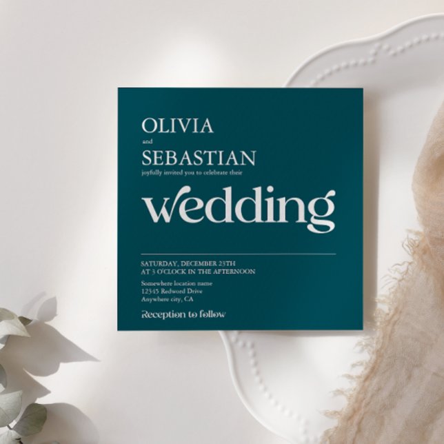 Moderne Typografie Hochzeit auf dem Aquamarinen Pl Einladung (Von Creator hochgeladen)