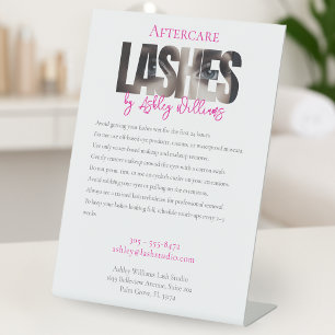 Moderne Typografie "LASHES by nachcare" Sockelschild