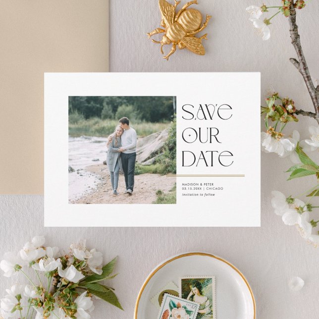 Moderne Typografie Save the Date Square Foto (modern stripe save the date card)