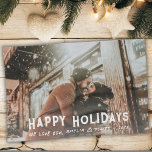 Moderne Typografie - Weihnachtsfeiertag im vollen  Geschirrtuch<br><div class="desc">Moderne Typografie Full Foto Weihnachten Happy Holiday Küchentuch. Ein moderner Text überlagert das Foto - fügen Sie Ihr Foto und Ihren Text hinzu und machen Sie eine personalisierte Urlaubsküche.</div>