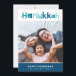 MODERNE TYPOGRAPHIE lustig buntes Foto Portrait Feiertagskarte<br><div class="desc">von kat massard >>> www.simplysweetPAPERIE.com << Ein super einfaches Foto-Urlaubskarte-Design, um die Saison mit Familie und Freunden zu feiern. Maximaler Platz, um Ihre schöne Familie zu zeigen! TIPS 1. Um das Foto zu verändern, drücken Sie den Knopf "Anpassen". 2. Sie können auch die Schriftart ändern, verschieben und mehr Text hinzufügen!...</div>