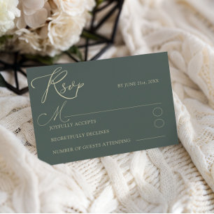 Moderne UAWG Wedding mit Green & Gold Typografie RSVP Karte