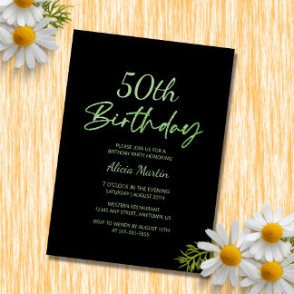 Moderne und minimale grüne Typografie Black Birthd Einladung