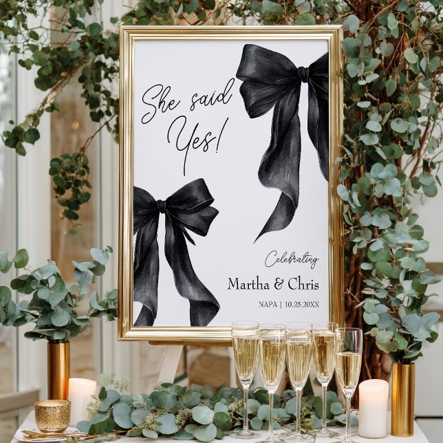 Moderne Verlobung sagte sie Ja Coquette Black Bow Poster (Modern Engagement She Said Yes Coquette Black Bow Poster)