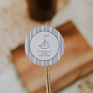 Moderne Vintage-Küsten-Segelboot-Blaue Babyparty Runder Aufkleber