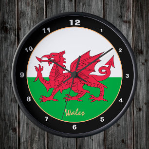 Moderne walisische Flagge, trendy Wales Zuhause /  Runde Wanduhr