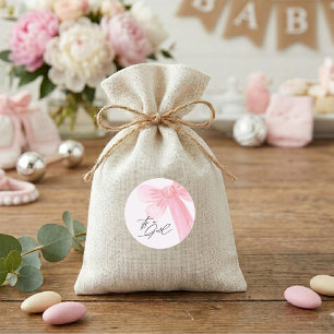 Moderne Wasserfarbe Rosa Schleife Es ist ein Mädch Runder Aufkleber
