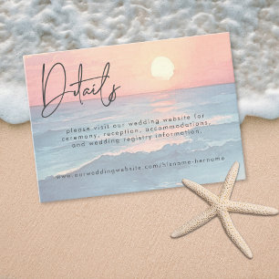 Moderne Wasserfarben-Strandhochzeit bei Sonnenunte Begleitkarte