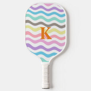 Moderne Wavy Lines Monogramm Pastelwaves Pickleball Schläger