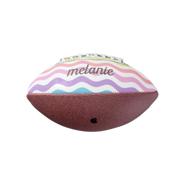 Moderne Wavy Lines | Pastel Waves Personalisiert M Football (Gedreht 270)
