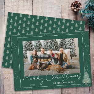 Moderne Weihnachts-Familienfoto im schneebedeckten Feiertagskarte