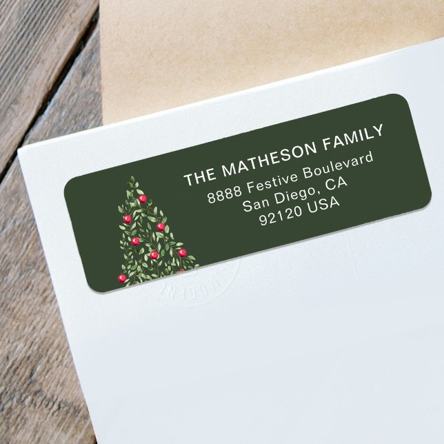 Moderne Weihnachtsbaum grün rot elegante Familie (Family Return address label - Watercolor Green foliage Christmas tree red ornament on green )