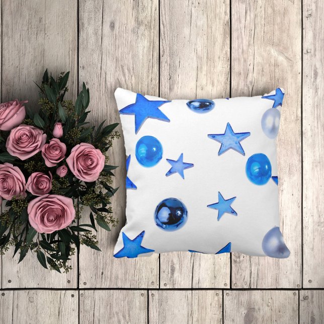 Moderne Weihnachtsdekoration mit blauen Verzierung Kissen (Von Creator hochgeladen)