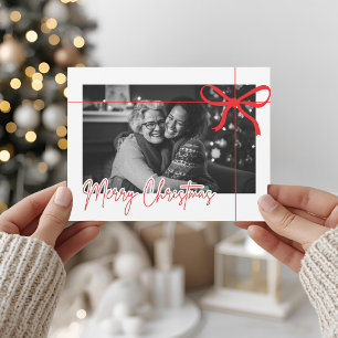 Moderne Weihnachtsfoto mit roter Schleife Postkarte