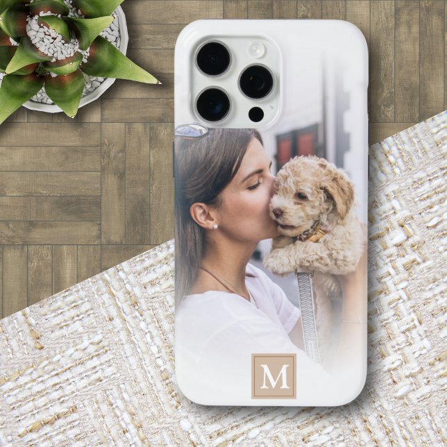 Moderne weiße Gradienten-Monogramm-Foto iPhone Hülle (Von Creator hochgeladen)