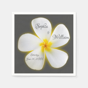 Moderne weiße Plumeria-Blüte im Quadrat, Hochzeit Serviette