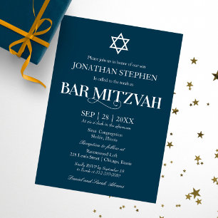 Moderne weiße Typografie auf blauem Bar Mitzwa Einladung