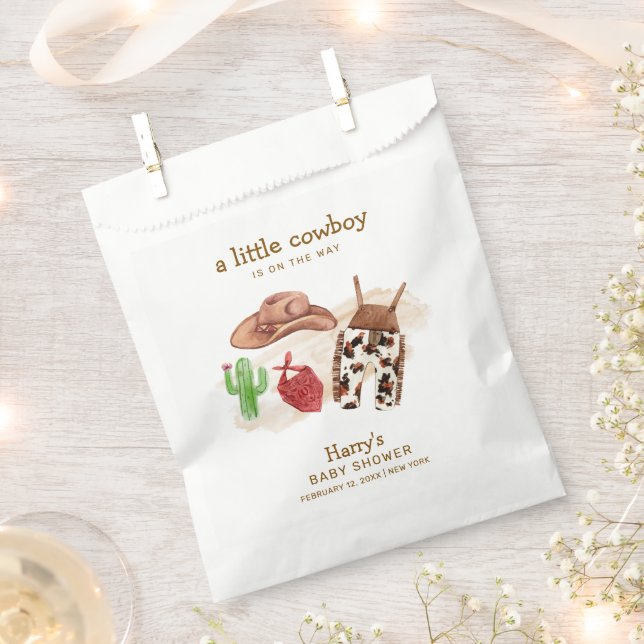 Moderne Western Desert Cactus Cowboy Baby Shower Geschenktütchen (Ausgeschnitten)