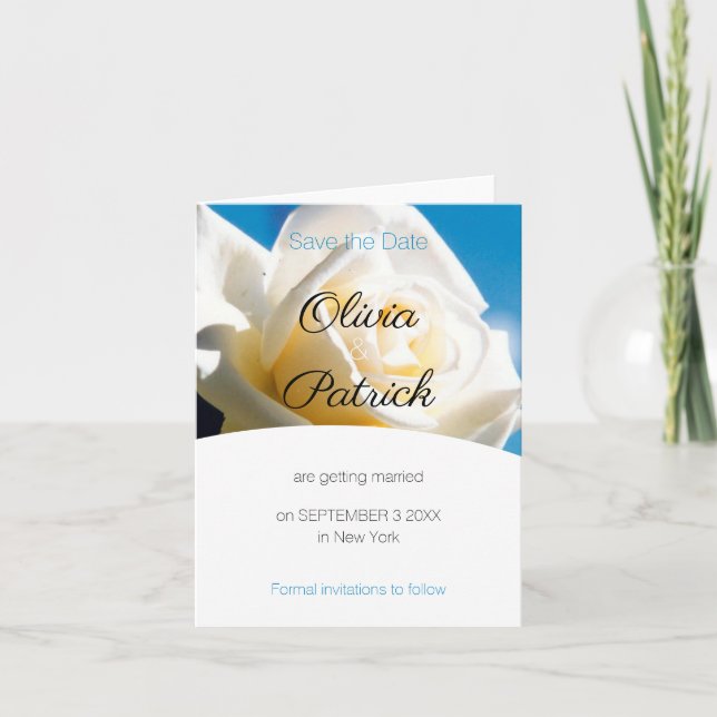Moderne White Rose Wedding rettet das Datum Einladung (Vorderseite)