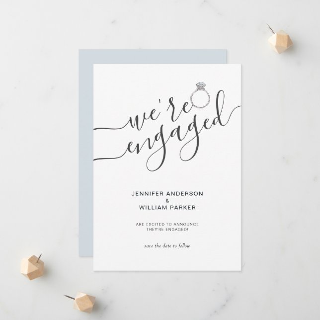 Moderne Wir sind Verlobt mit Paaren Foto Verlobung Ankündigung (Vorderseite/Rückseite Beispiel)