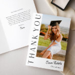 Moderner Abschluss für vertikales Foto Dankeskarte<br><div class="desc">Dieser moderne, elegante Foto Abschluss Dankeschön-Karte verfügt über ein vertikales Foto und eine Überschrift mit anpassbarem Skriptnamen und Text auf der Vorderseite. Die Innenseite hat eine persönliche Nachricht und Signatur, die beide abnehmbar sind, wenn Sie es vorziehen, schreiben Sie Ihre Dankeschön-Notizen. Klicken Sie auf die Schaltfläche Bearbeiten, um dieses Design...</div>