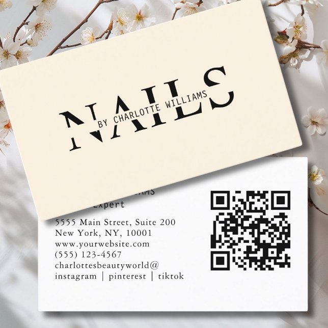 Moderner, beige, QR-Code Visitenkarte (Modern, Beige, QR Code Business Card. Perfect for Beauty, Nails, Lashes, Hair experts and more.)